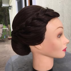 Beautiful wedding hair