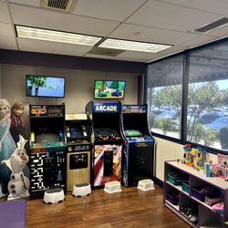 Brent W Moody, DDS - Kids FUN area.