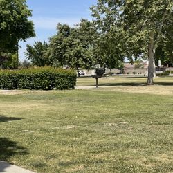Seasons Park - Spacious