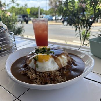 Kihei Caffe - Traditional Loco Moco - Hawaiian Near Me - Kihei, Hawaii