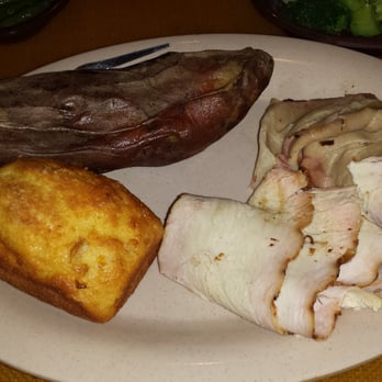 Sonny's BBQ - Turkey and I think that's sliced pork - Barbeque Near Me - Ocala, Florida Sonny's BBQ - Turkey and I think that's sliced pork - Barbeque Near Me - Ocala, Florida