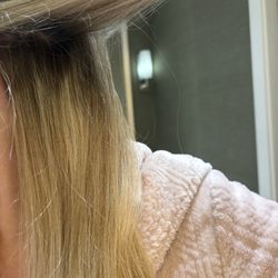 Supernova Salon - What I got... not blended at all and looks horrific