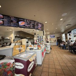La Parrilla Taqueria - Indoor and outdoor seating. Salsa bar, all you can eat tortilla chips.