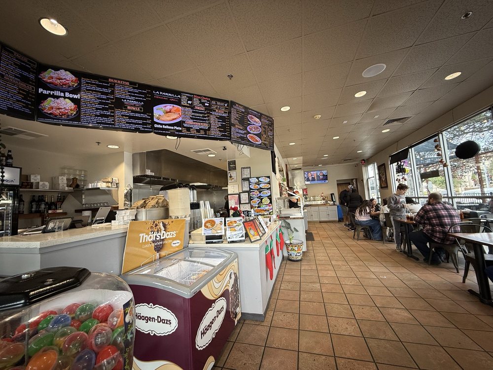 La Parrilla Taqueria