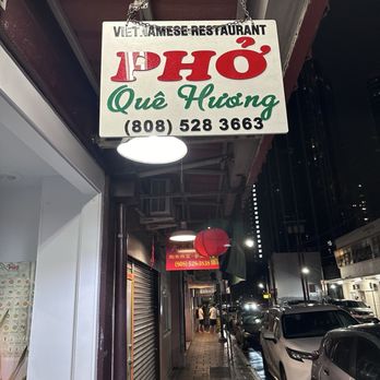 Pho Que Huong - Vietnamese Near Me - Honolulu, Hawaii