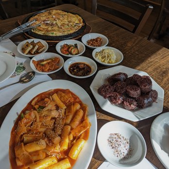 New Seoul Restaurant - haemul pajeon, banchan, soondae, tteokbokki - Korean Near Me - Lynnwood, Washington New Seoul Restaurant - haemul pajeon, banchan, soondae, tteokbokki - Korean Near Me - Lynnwood, Washington