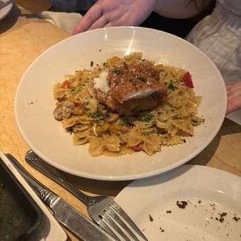 The Cheesecake Factory - Lunch Pasta - Desserts Near Me - Brea, California