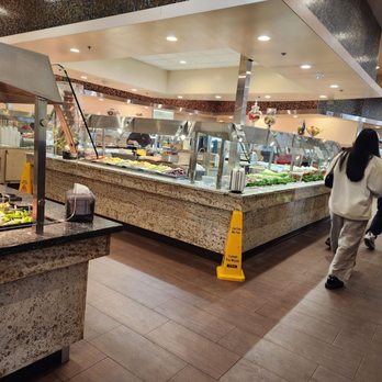 Four Seasons Buffet - Buffets Near Me - Cerritos, California