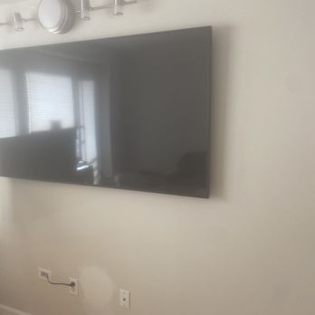 Mount City - Mounted tv wires hidden - TV Mounting Near Me Mount City - Mounted tv wires hidden - TV Mounting Near Me