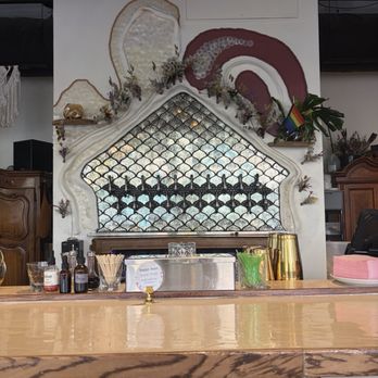 Flora - Cocktail Bars Near Me - Denver, Colorado