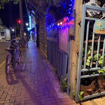 Blue Heaven - Breakfast & Brunch Near Me - Key West, Florida Blue Heaven - Breakfast & Brunch Near Me - Key West, Florida