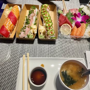 Nozomi - Hot Night Roll, Girls Night Roll, Albacore Attack Roll, Best Decision sashimi combo. Takeout - Sushi Bars Near Me - La Jolla, California Nozomi - Hot Night Roll, Girls Night Roll, Albacore Attack Roll, Best Decision sashimi combo. Takeout - Sushi Bars Near Me - La Jolla, California
