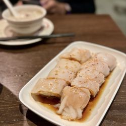Gum Kuo Restaurant - Rice Noodle Wrap with Chinese Doughnut