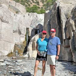 Blue Wash Trail - What a great Mother's Day hike this is!