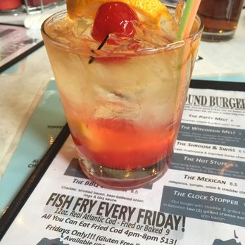 On The Clock Bar & Grill - Hand muddled old fashioned - American Near Me - Milwaukee, Wisconsin
