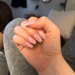 Soft pink nails