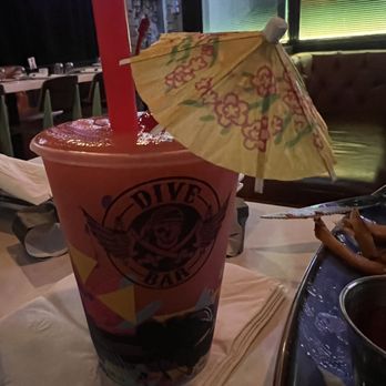 Dive Bar LIC - Dive Bars Near Me - Astoria, New York