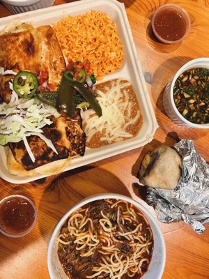 Aguachiles El Tamarindo by null