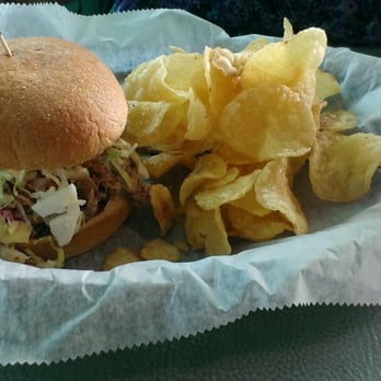 The Ten Top - Pulled pork sandwich and salt and vinegar dirty chips. - American Near Me - Norfolk, Virginia The Ten Top - Pulled pork sandwich and salt and vinegar dirty chips. - American Near Me - Norfolk, Virginia