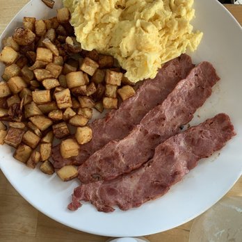 Buttermilk - Over priced food. - Coffee & Tea Near Me - Geneva, Illinois