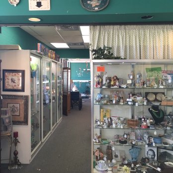 Quantum Antique Gallery - Antiques Near Me - Memphis, Tennessee Quantum Antique Gallery - Antiques Near Me - Memphis, Tennessee