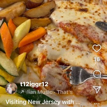Uncle Louie's Pizza - Grilled chicken Parm - Pizza Near Me - Franklin Lakes, New Jersey