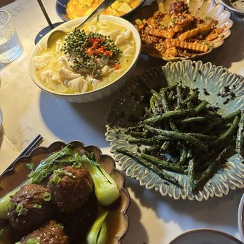 Antidote - Lion Head Meatballs Green beans Fish stew with fresh green peppercorn Feihong fries Crab Tofu - Cocktail Bars Near Me - Brooklyn, New York Antidote - Lion Head Meatballs Green beans Fish stew with fresh green peppercorn Feihong fries Crab Tofu - Cocktail Bars Near Me - Brooklyn, New York