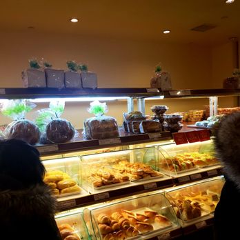 Fay Da Bakery - Bakeries Near Me - Woodside, New York