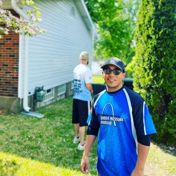 Under Pressure Midwest - Ray with Under Pressure Midwest - Pressure Washers Near Me Under Pressure Midwest - Ray with Under Pressure Midwest - Pressure Washers Near Me