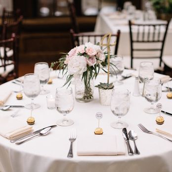 Karla Cassidy Designs - Bridesmaid bouquet repurposed as a centerpiece by Karla Cassidy Designs (Photo Credit: Sincereli) - Florists Near Me Karla Cassidy Designs - Bridesmaid bouquet repurposed as a centerpiece by Karla Cassidy Designs (Photo Credit: Sincereli) - Florists Near Me