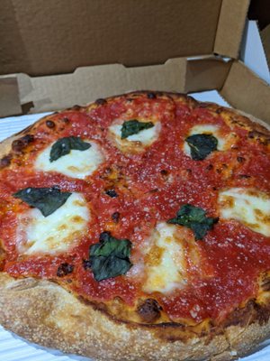 Saucy’s Pizza by null