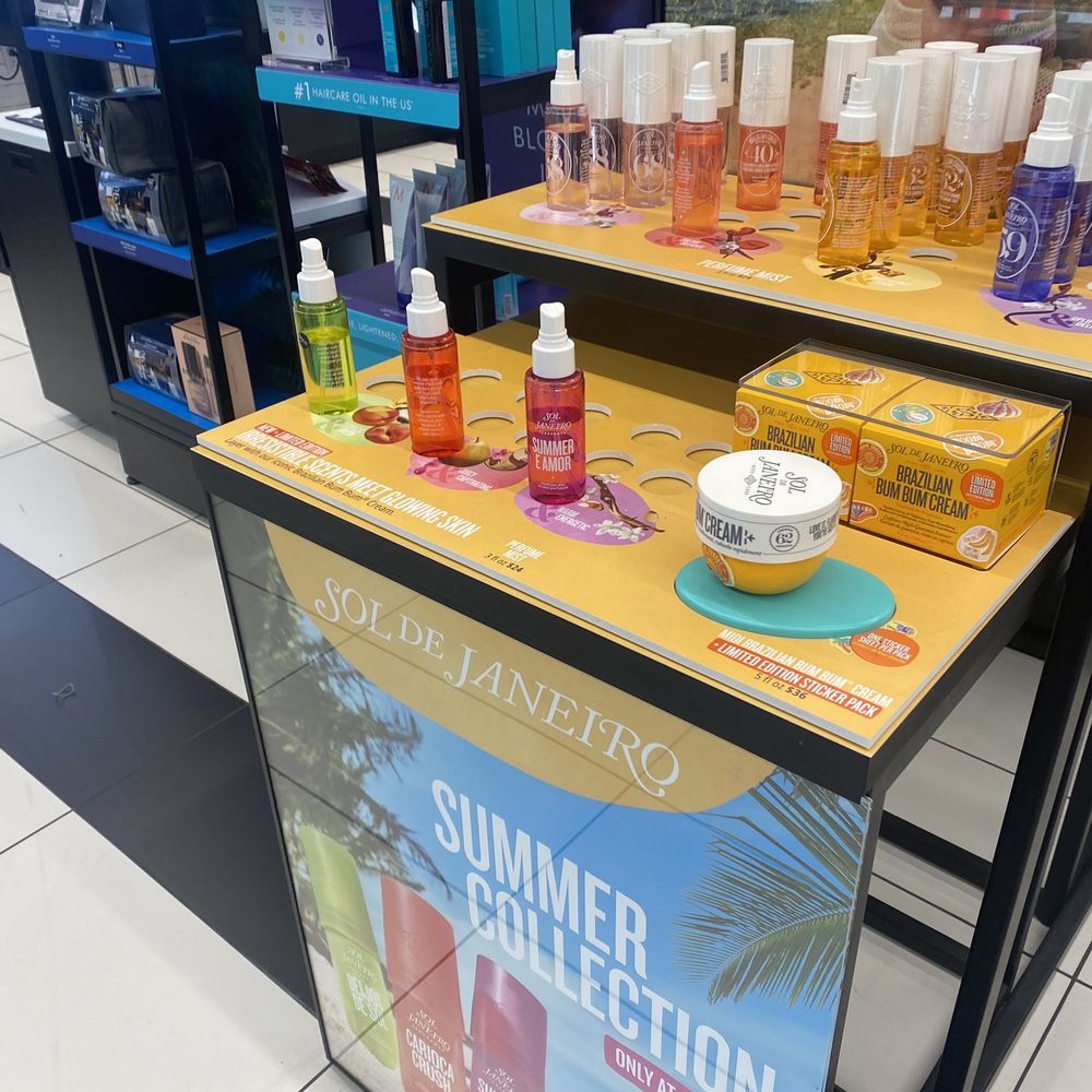 SEPHORA - Out of stock as usual but saying in stock online - Cosmetics & Beauty Supply Near Me - Somerville, Massachusetts SEPHORA - Out of stock as usual but saying in stock online - Cosmetics & Beauty Supply Near Me - Somerville, Massachusetts