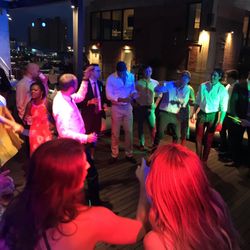 DJ Hank Productions - DJ Hank Production Wedding