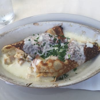 Perbacco - Crepes di pollo (crepes with roasted chicken, creamy wine sauce) - Italian Near Me - Houston, Texas Perbacco - Crepes di pollo (crepes with roasted chicken, creamy wine sauce) - Italian Near Me - Houston, Texas