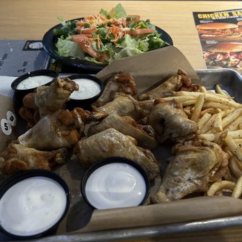 Buffalo Wild Wings - Chicken Wings Near Me - College Station, Texas