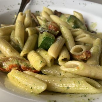 Walter's Restaurant - Vegetarian Pasta - Breakfast & Brunch Near Me - Claremont, California Walter's Restaurant - Vegetarian Pasta - Breakfast & Brunch Near Me - Claremont, California