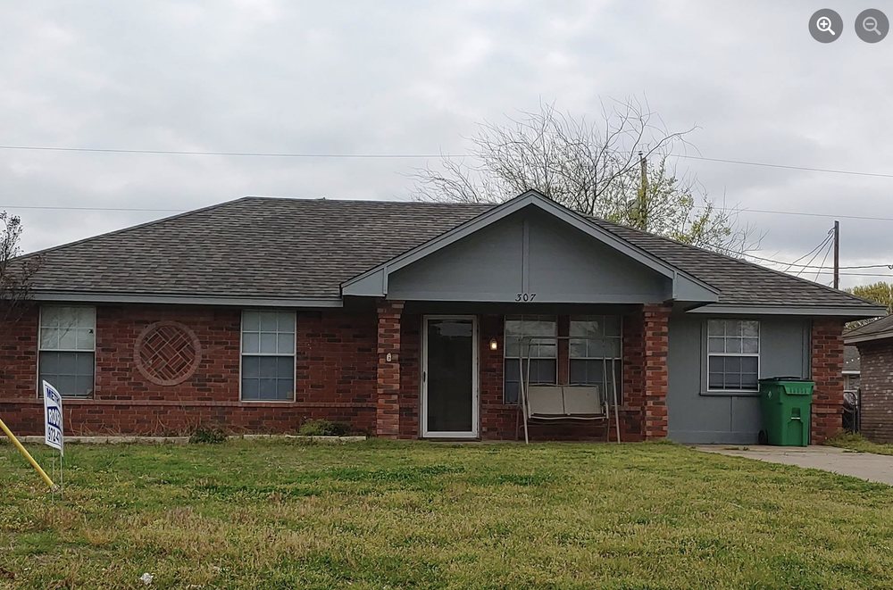 Slide of Metro Roofing