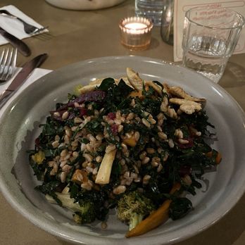 Banter - Roasted Vegetable Farro Salad with Chicken - Australian Near Me - New York, New York