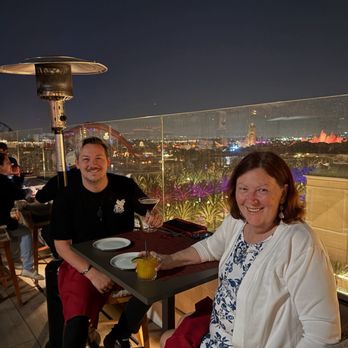 Rise Rooftop Lounge - Lounges Near Me - Anaheim, California Rise Rooftop Lounge - Lounges Near Me - Anaheim, California