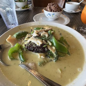 Charm Thai Kitchen - Avocado curry. The portion is large! - Thai Near Me - San Diego, California Charm Thai Kitchen - Avocado curry. The portion is large! - Thai Near Me - San Diego, California