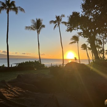 Japengo - Sunset view - Asian Fusion Near Me - Lahaina, Hawaii Japengo - Sunset view - Asian Fusion Near Me - Lahaina, Hawaii