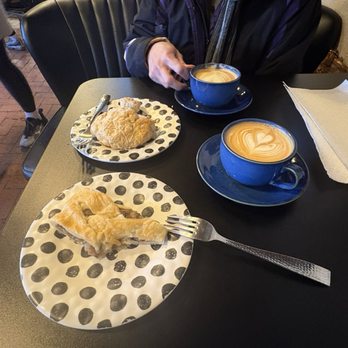 Blackbird Coffee House - Coffee & Tea Near Me - Albuquerque, New Mexico