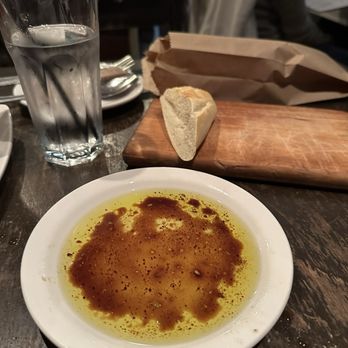 Wienstein & Gavino's - Ask for bread and oil - Italian Near Me - Montreal, Quebec Wienstein & Gavino's - Ask for bread and oil - Italian Near Me - Montreal, Quebec