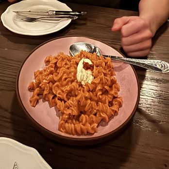 Donna's - Fusilli vodka - Italian Near Me - Los Angeles, California Donna's - Fusilli vodka - Italian Near Me - Los Angeles, California