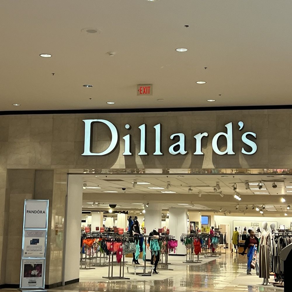 Dillard's - Department Stores Near Me - St Louis, Missouri Dillard's - Department Stores Near Me - St Louis, Missouri