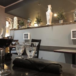 Our Flames Restaurant & Lounge - Lambertini Merlot - that's a good wine
