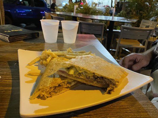 Ricky T's Bar & Grille by null