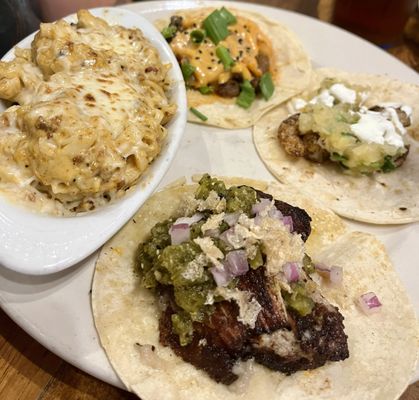 King Jefe Taco and Sushi Bar by null