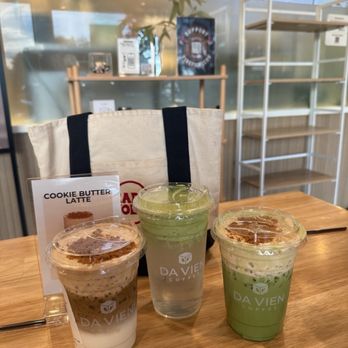 Da Vien Coffee - Cookie Butter Latte Cookie Butter Matcha Coconut Matcha - Coffee & Tea Near Me - Milpitas, California Da Vien Coffee - Cookie Butter Latte Cookie Butter Matcha Coconut Matcha - Coffee & Tea Near Me - Milpitas, California