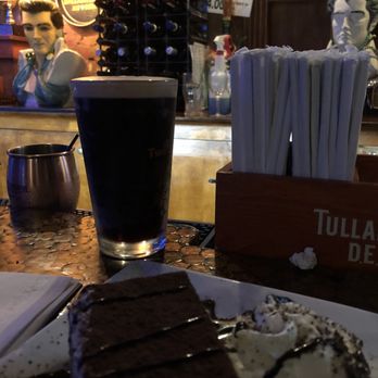 Murph's Bar - Tiramisu and Murphy's Irish Stout - Sports Bars Near Me - Philadelphia, Pennsylvania Murph's Bar - Tiramisu and Murphy's Irish Stout - Sports Bars Near Me - Philadelphia, Pennsylvania